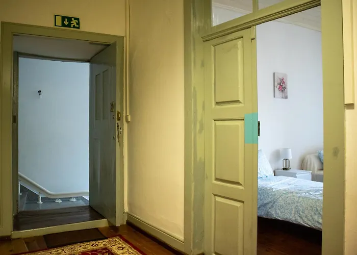 Casa De Santa Luzia Homestay szállás *